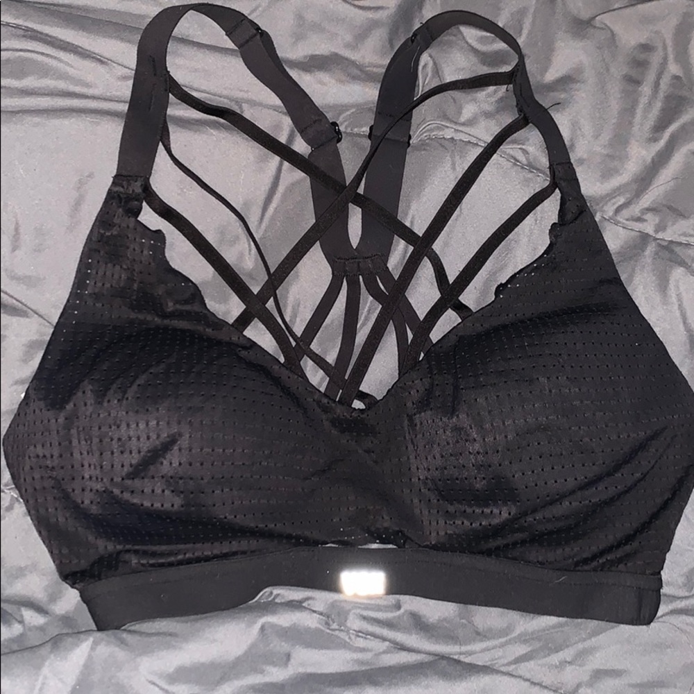 VSX Victoria’s Secret sports bra